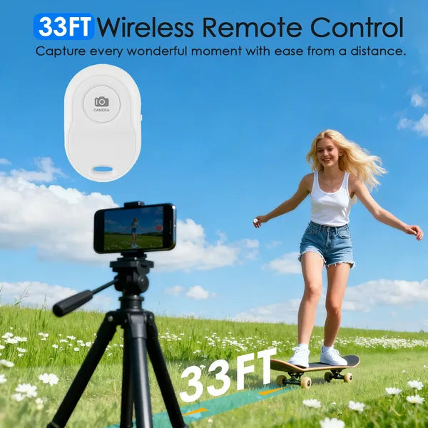 Wireless magnetic selfie monitor attached to the back of a phone - view 3